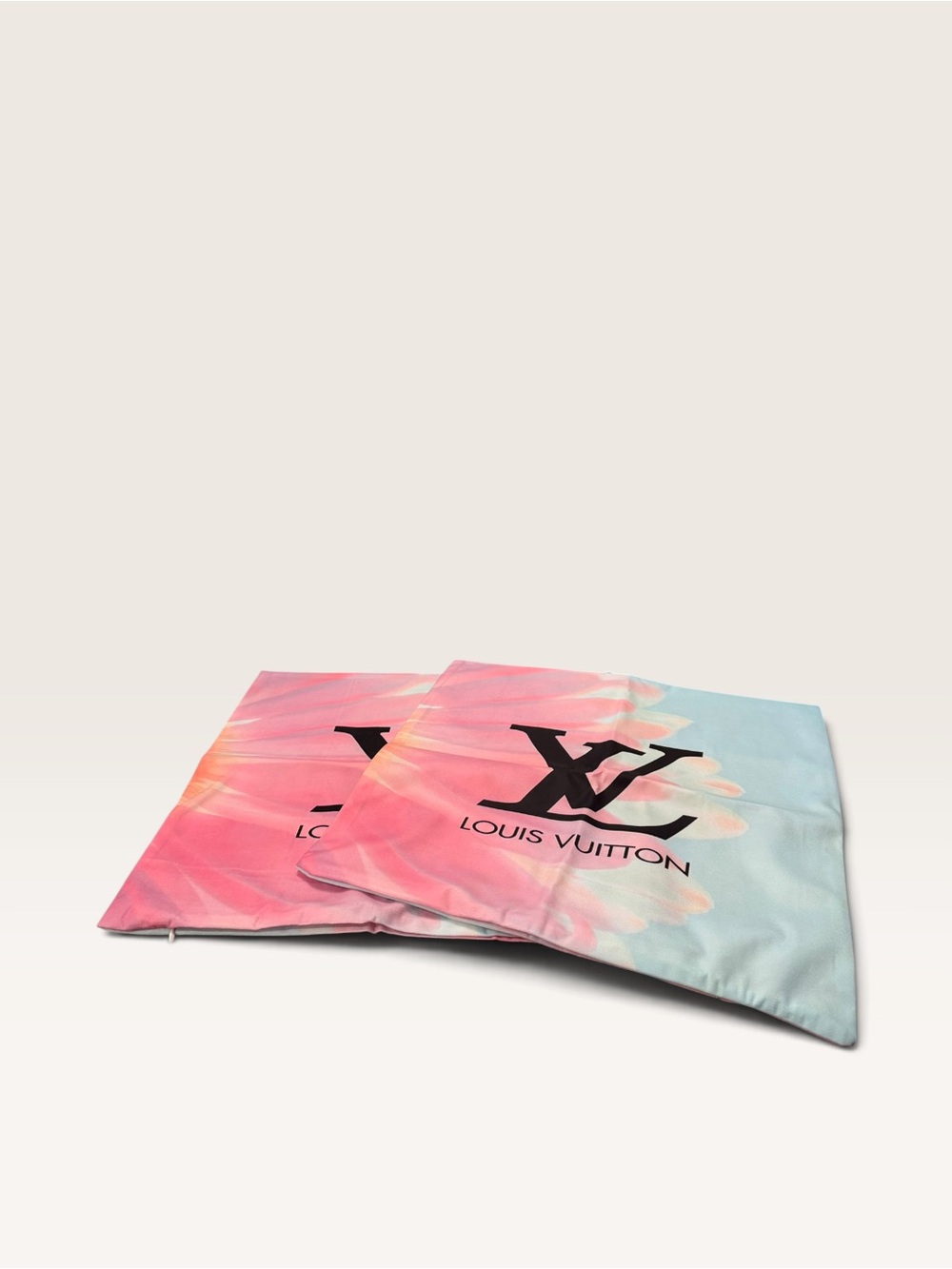 NWOT Source Unknown set of 2 Pink and Blue Floral Logo Accent Pillow Covers